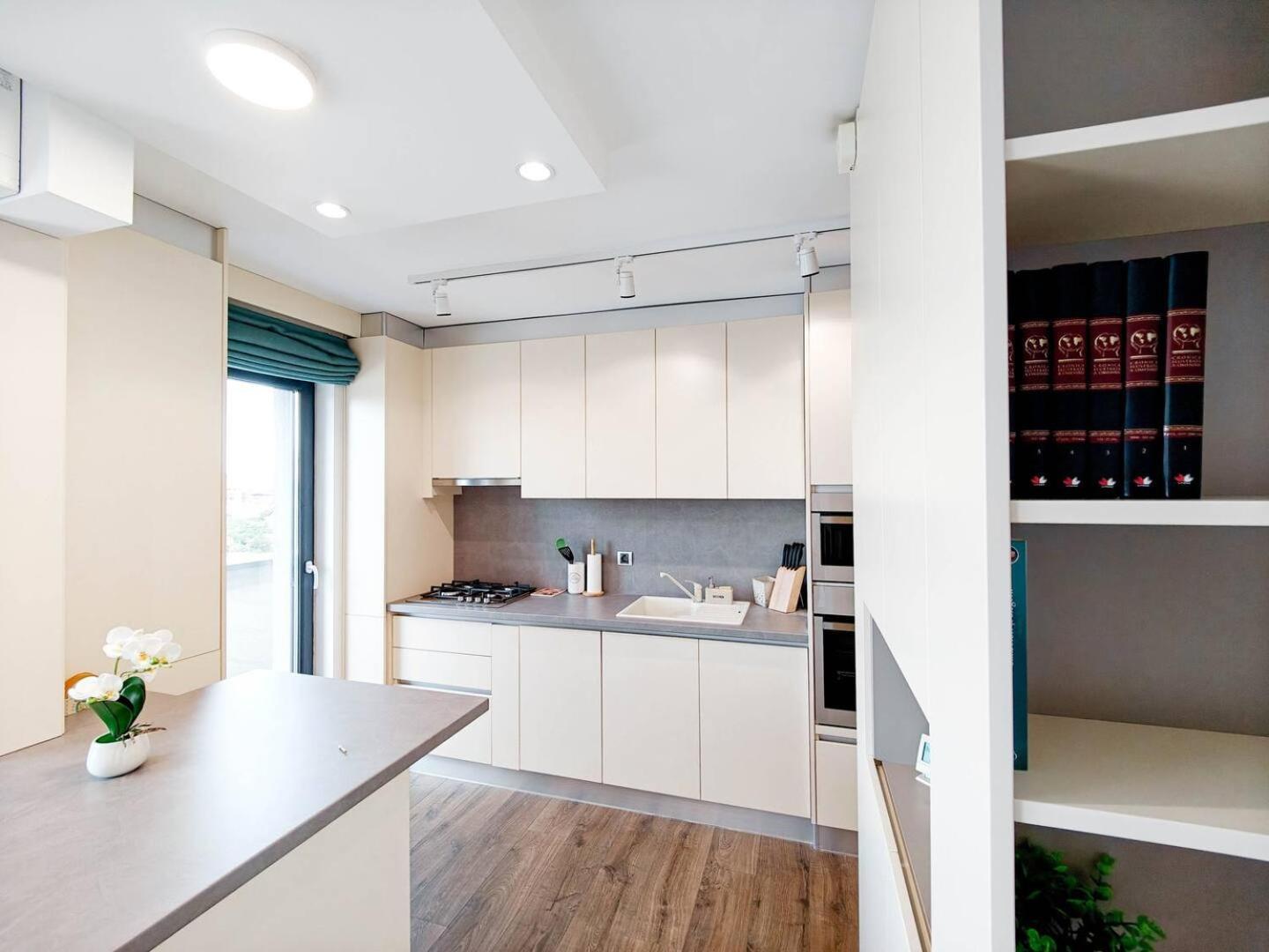 Lakeside Apartment By Iulius Mall Cluj-Napoca Exterior foto